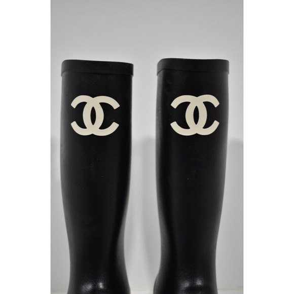 Chanel REV Black White Caoutchouc CC Logo High Pull On Rubber Rain Boots 42 - Picture 6 of 12